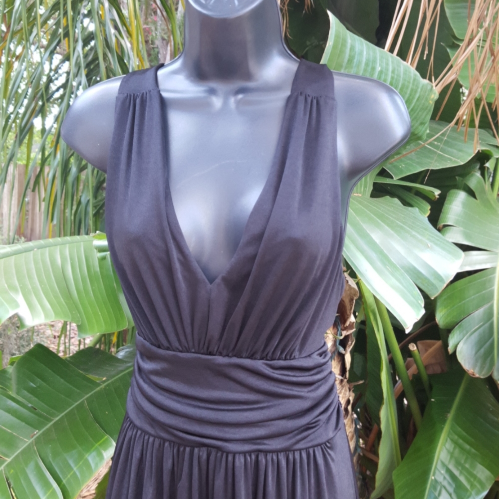 Express backless maxi